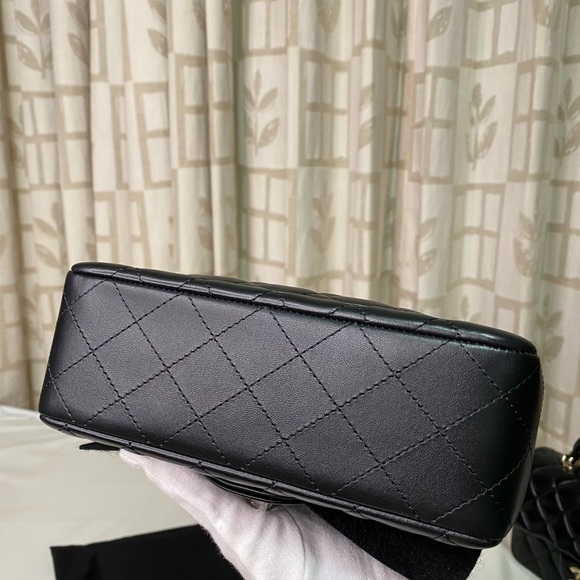 Brand new 24C chanel mini rectangular with silver hardware. - Picture 11 of 15